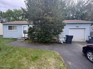 9 Mary Hadge Drive, Colonie, NY 12309