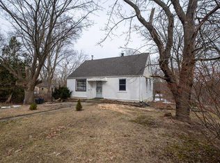 2212 Ravine Dr, Zion, IL 60099