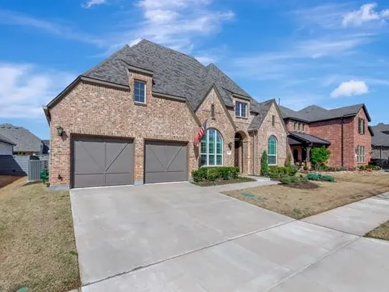 7013 Cross Point Ln — Photo 3