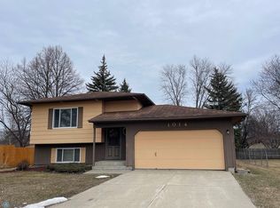 1014 Western Rd, Wahpeton, ND 58075