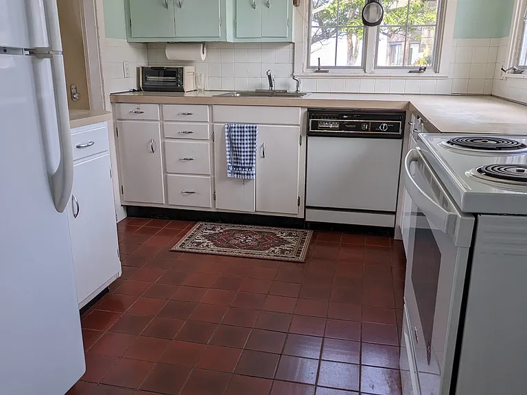 43 Marmion Way — Photo 14