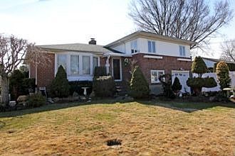 1st image of 132 9th St