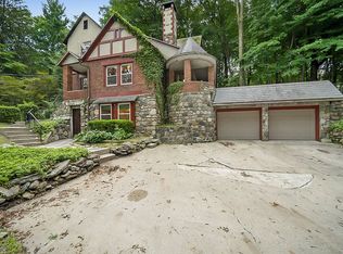 140 Hilltop Trl, Sparta, NJ 07871