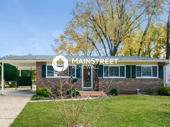 26 Radford Dr, Florissant, MO 63031