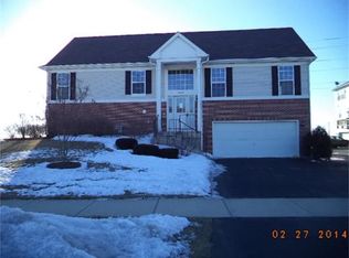 3752 Bailey Rd, Yorkville, IL 60560