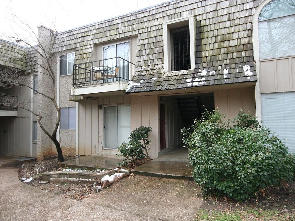 Entry to Condo unit #239