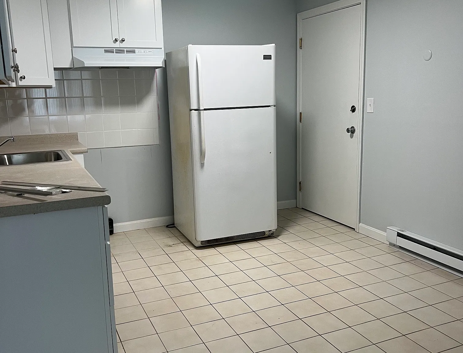 2 bed, 900 sqft, $1,700 — Photo 2