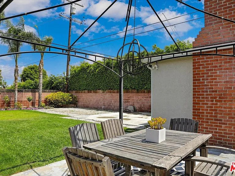 14110 Shoup Ave — Photo 34