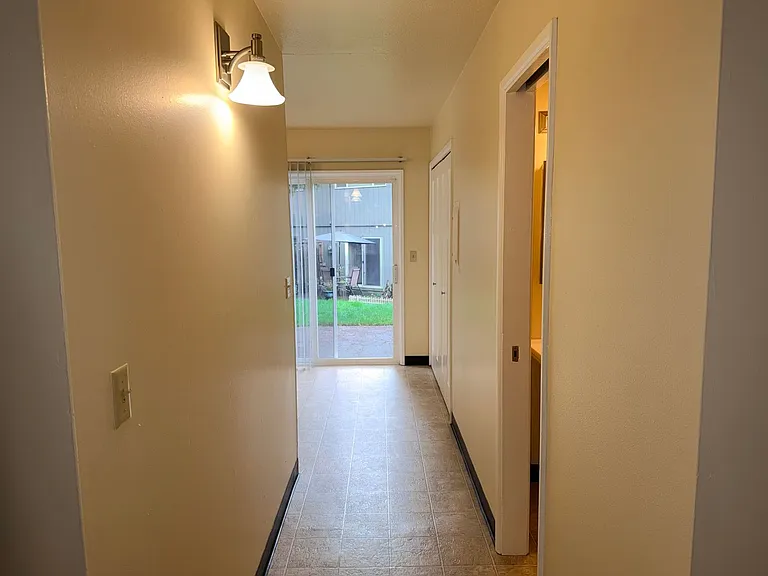 4815 SE Railroad Ave — Photo 8
