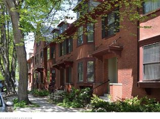 121 Neal St, Portland, ME 04102