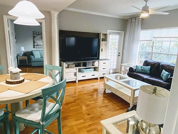 2nd image of 800 S Dakota Ave APT 332