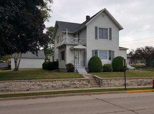 328 S German St, Mayville, WI