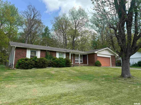 127 Weisbrook Ln, Carterville, IL 62918