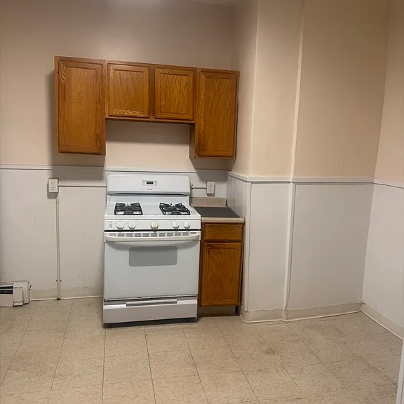 18 Fairview Ave #1 — Photo 5