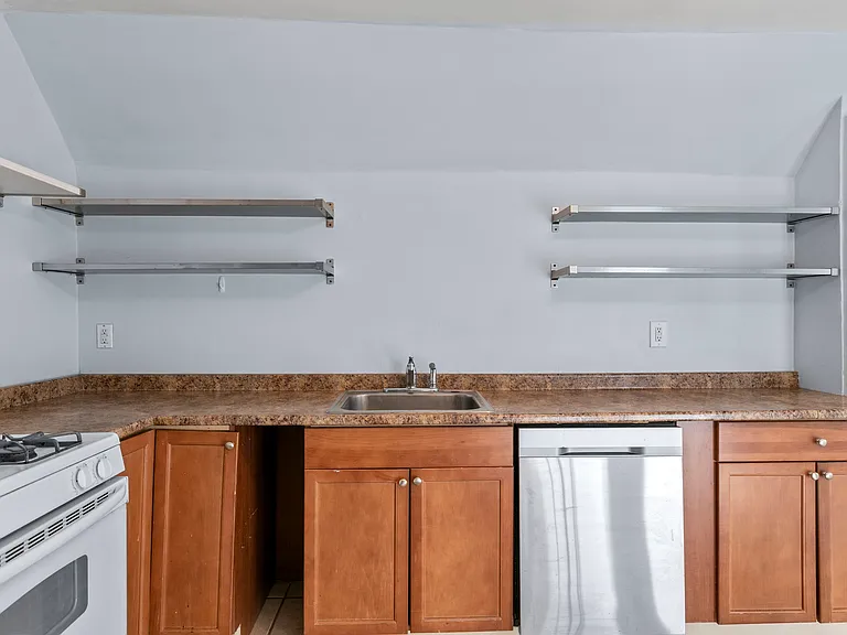 New quiet stainless steel dishwasher