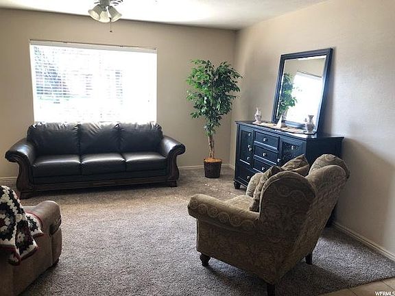 2nd image of 441 E Sunland Dr #18