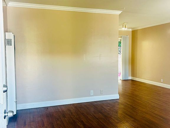 2nd image of 501-503 N Sierra Vista St #501A