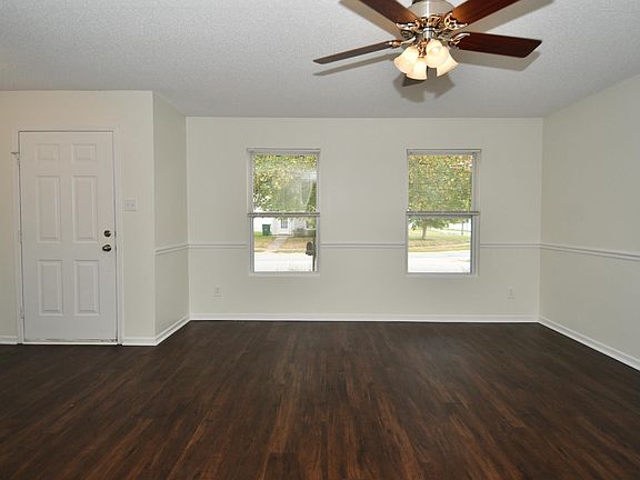 3rd image of 2647 Chilton Dr