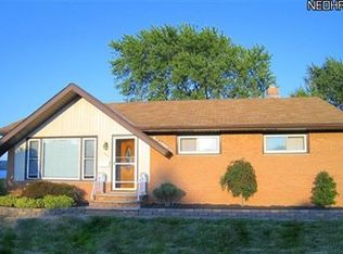 1747 Bellingham Rd, Mayfield Heights, OH 44124