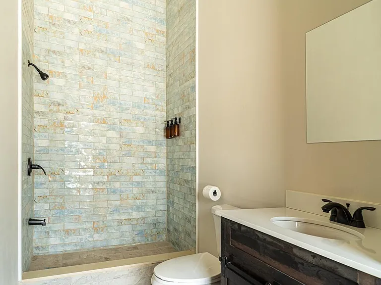 240 Washington Ave #1 — Photo 9