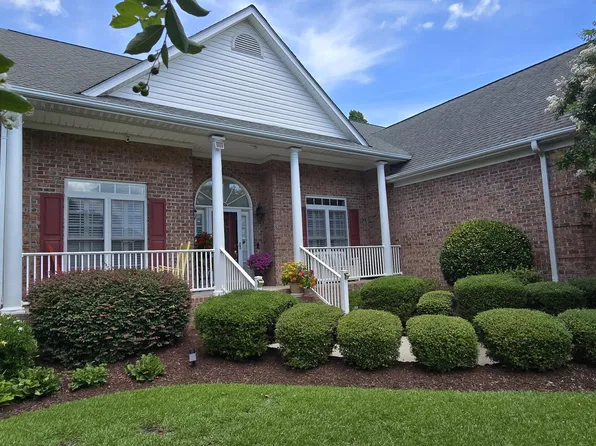 1913 Prairiefield Court, Greenville, NC 27858