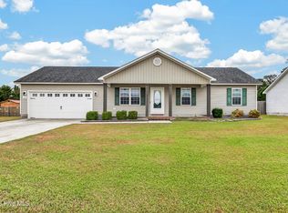 114 Eagle Ridge Dr, Beulaville, NC 28518