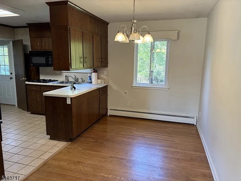 60 Meadowbrook Dr — Photo 8