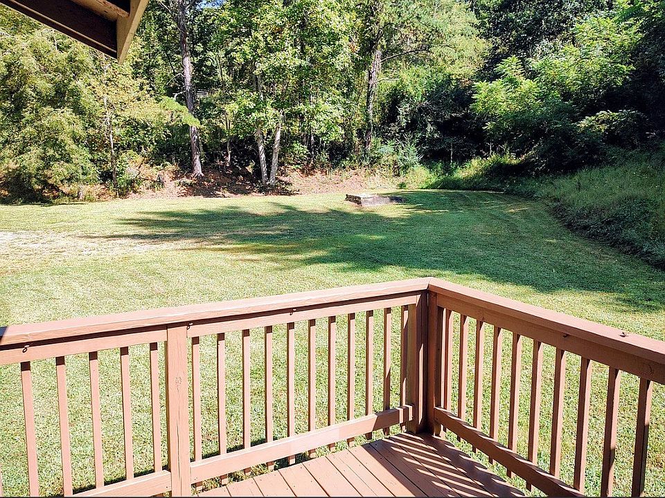 2nd image of 163 Reeves Cove Rd