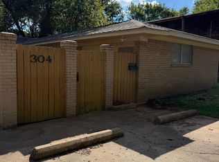 304 Nelson St, Nacogdoches, TX 75965