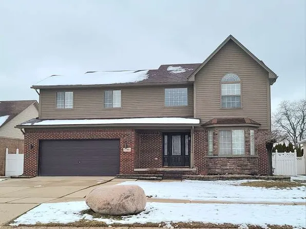 15980 Petros Dr, Brownstown, MI 48173