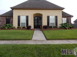 2602 Creek Hollow Ave, Zachary, LA 70791