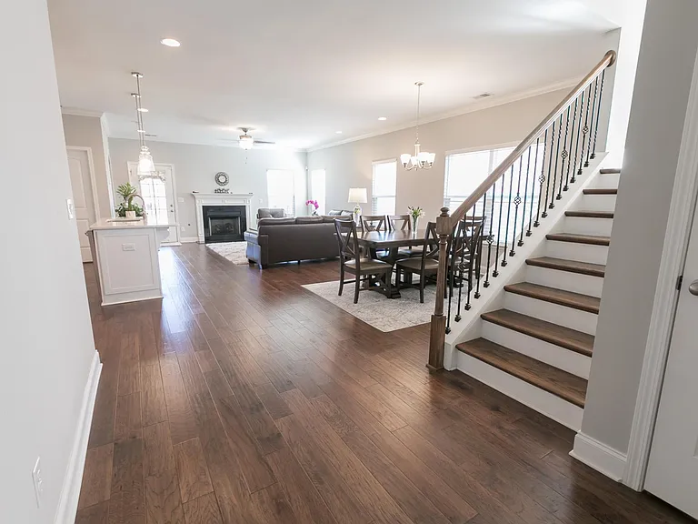 1055 Crisp Spring Dr — Photo 29