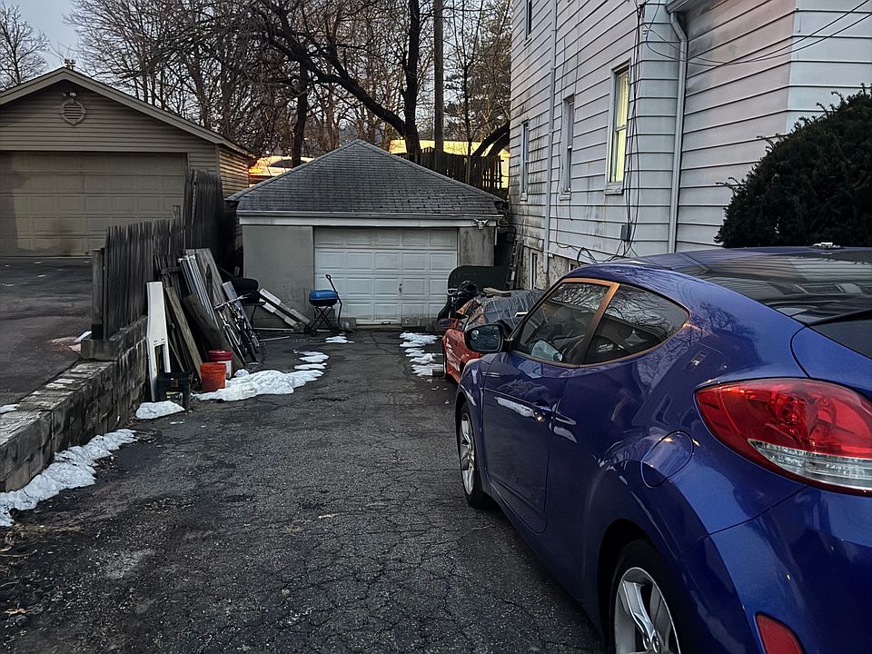 1st image of 108 Abbott Ave Floor 1