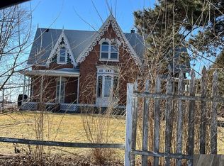 301 3rd Ave, Stanwood, IA 52337