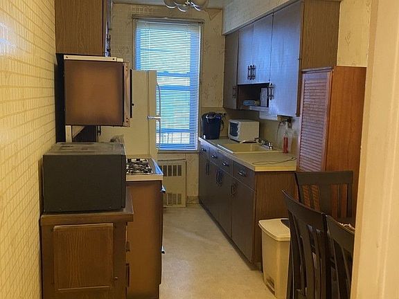 5th image of 38-15 147th St #2K