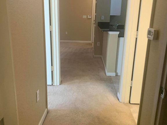2nd image of 8539 GATE Parkway #1436