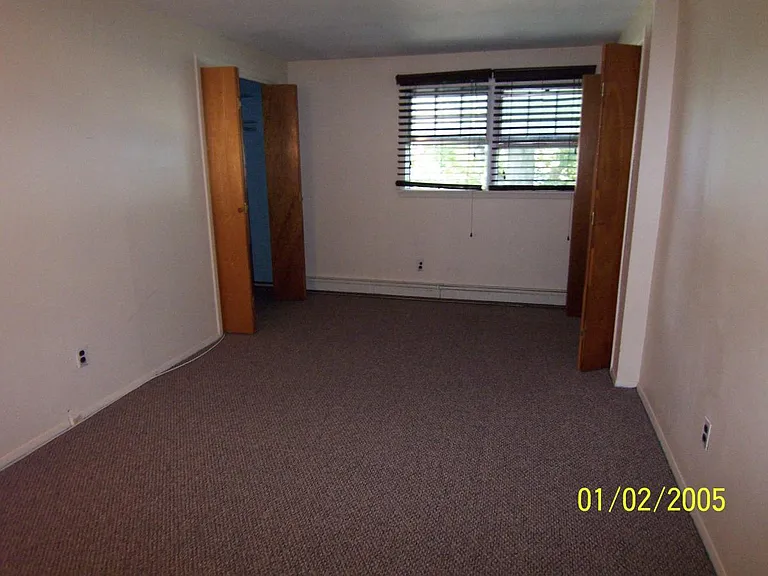 Bed room