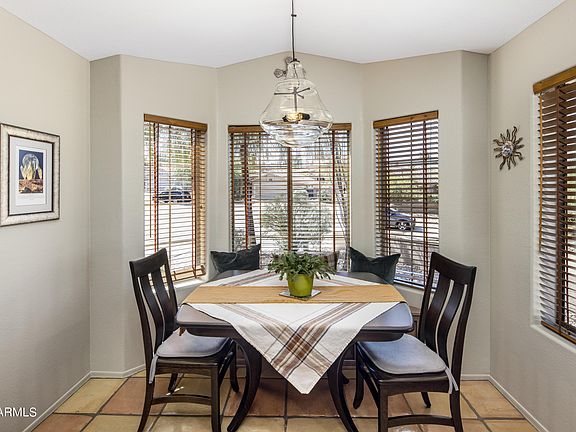 4th image of 9819 N Sunrise Cir