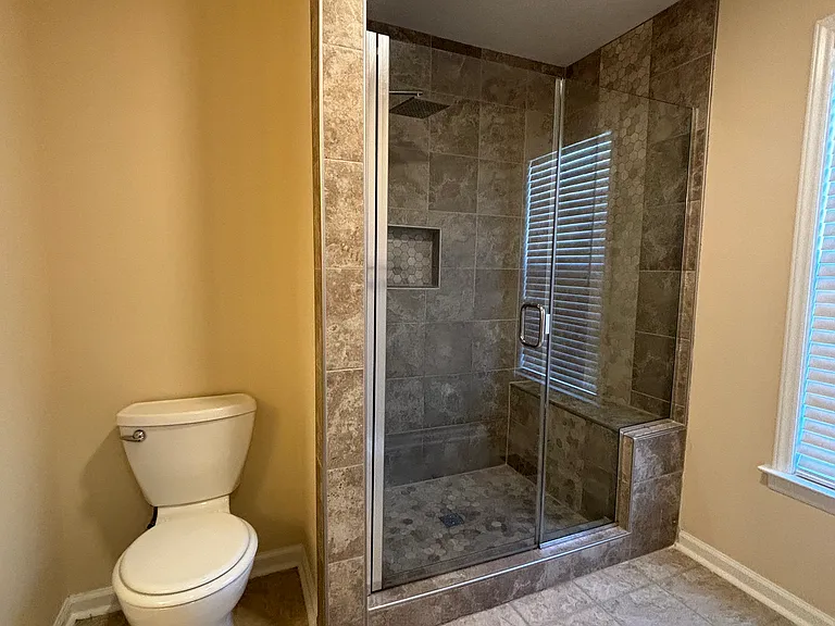 804 Yorkshire Dr — Photo 14