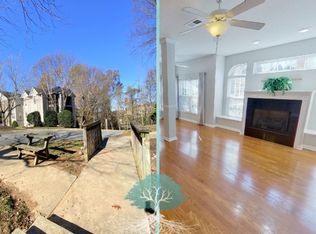 3001 Greystone Pt APT B, Greensboro, NC 27410