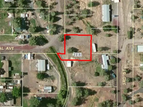 8530 2nd St, Terrebonne, OR 97760