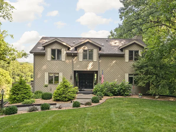 1111 E Country Villa Rd, Cloverdale, IN 46120