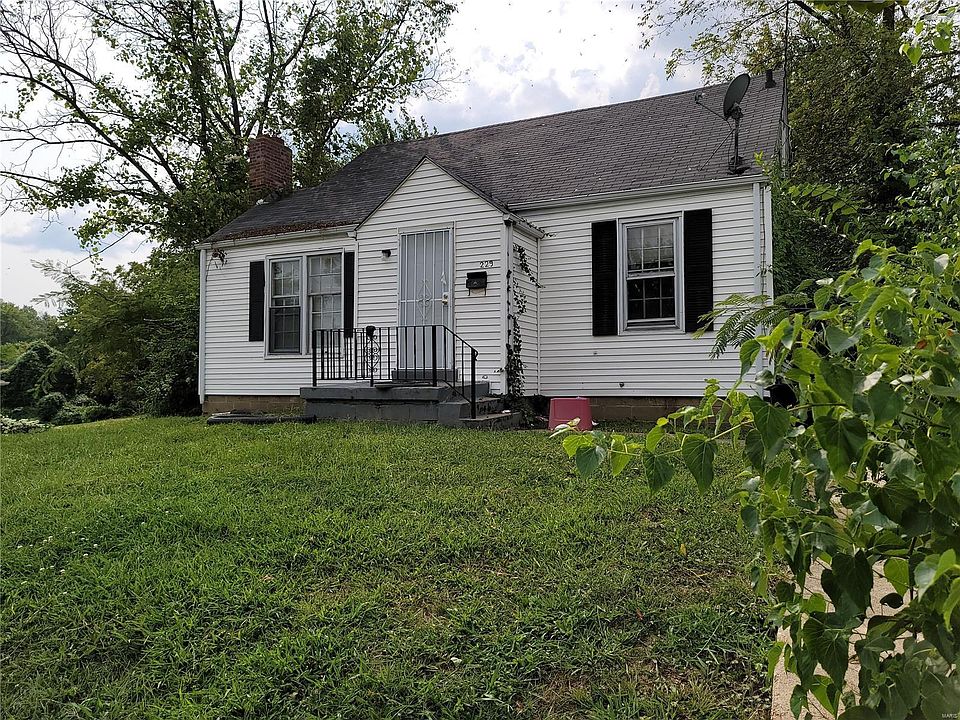 1st image of 229 N Harvey Ave