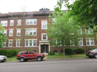 6313 S Rosebury Ave APT 3W, Saint Louis, MO 63105