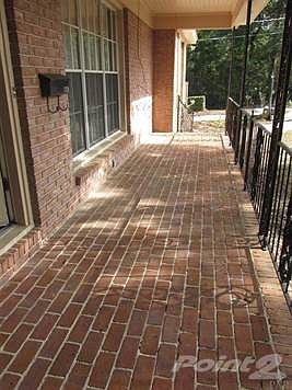 2nd image of 108 Euclid St