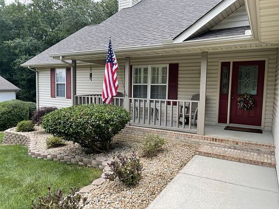 2nd image of 138 Cromwell Ln