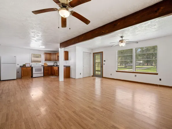 21000 Buck Knoll Rd, Splendora, TX 77372