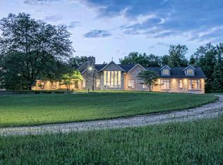 4260 Hunt Ridge Rd SE, Cedar Rapids, IA 52403