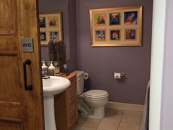 2nd image of 1201 E West Hwy APT 002