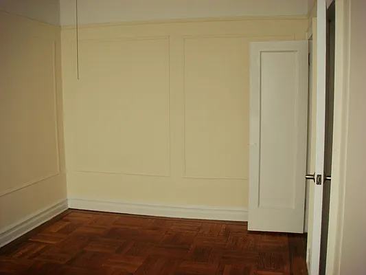 Rented by Avanguard Realty Corp | media 7